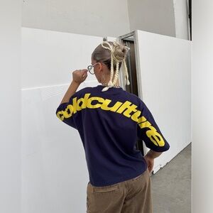 Cold Culture Unisex CURVED TEE ECLIPSE Size Small oversized